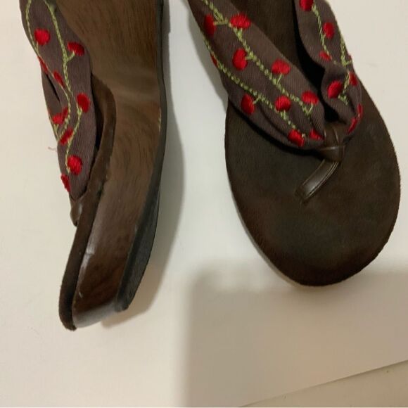 Self Esteem| wedges size 10 brown red floral Beautiful - Picture 4 of 9